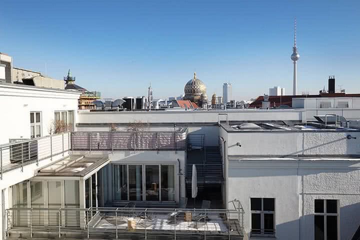 Generator Hostel Berlin Mitte - Terasse